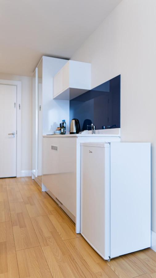 Smart Aparthotel Orbi City 巴统 外观 照片